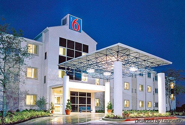 מלון Ramada By Wyndham Lithia Springs Atlanta מראה חיצוני תמונה